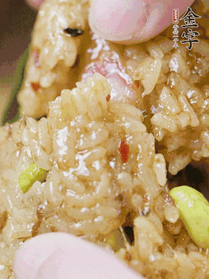 冷水下鍋煮3-4小時(shí)。